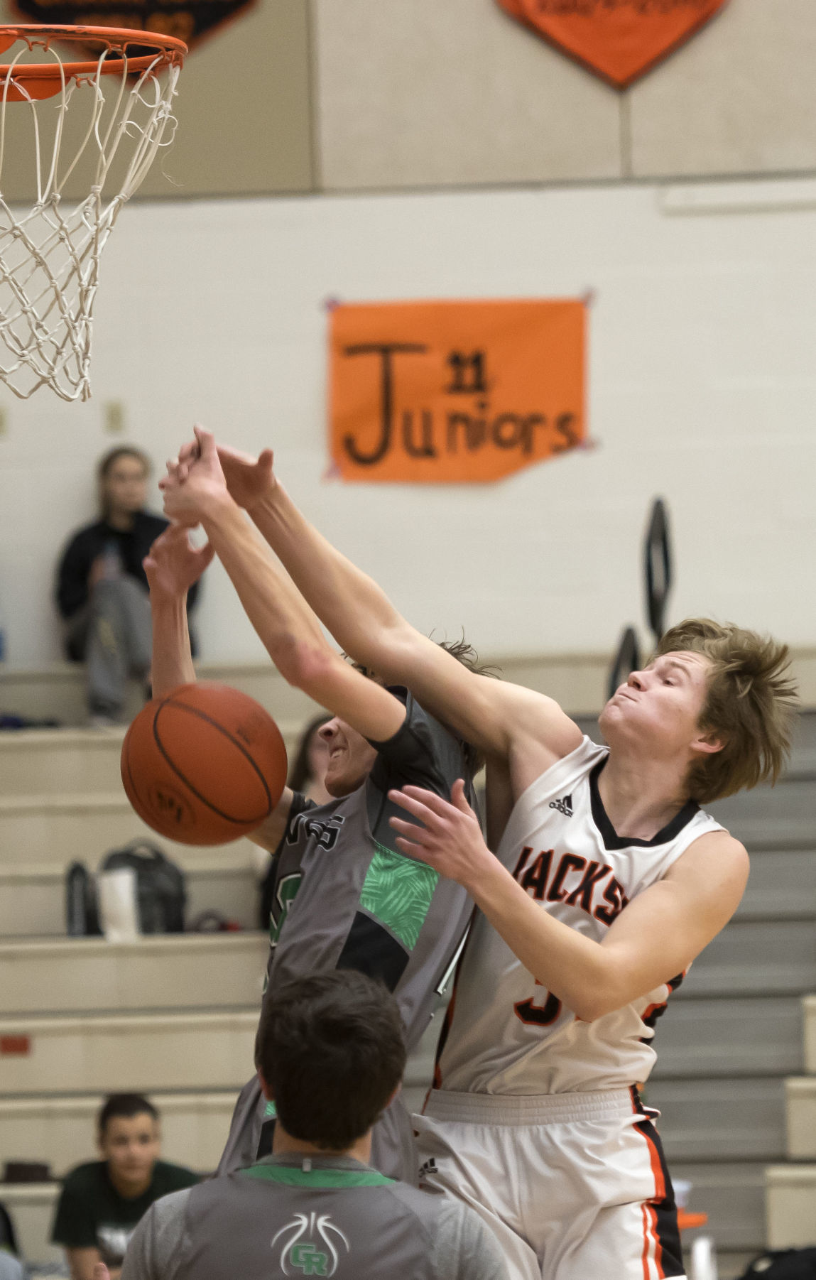 Jackson Broncs basketball